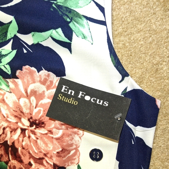 Enfocus Studio Floral Dress / Floral Midi - Picture 6 of 10